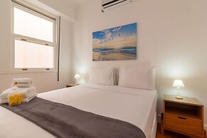 Sophisticated Just a few Steps From the Lagoon Sb301