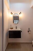 Sophisticated Just a few Steps From the Lagoon Sb301