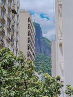 Sophisticated Just a few Steps From the Lagoon Sb301