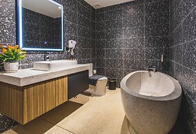 Amour Boutique Kampot