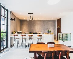 Amour Boutique Kampot