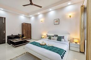 Alaya Stays 5 BHK Pet friendly with pvt pool - Ashirwad Farms