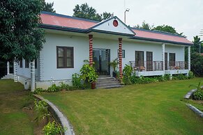 Alaya Stays 5 BHK Pet friendly with pvt pool - Ashirwad Farms