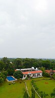 Alaya Stays 5 BHK Pet friendly with pvt pool - Ashirwad Farms
