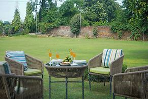 Alaya Stays 5 BHK Pet friendly with pvt pool - Ashirwad Farms