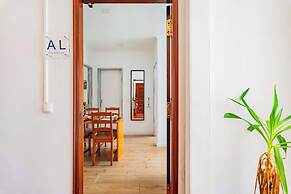 Lisbon Viewpoint Retreat