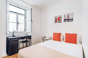 Lisbon Viewpoint Retreat