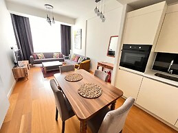 G Tower Residence Apartment Rentals