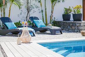 Madeira Beach House by Atlantic Holiday