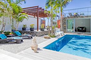 Madeira Beach House by Atlantic Holiday