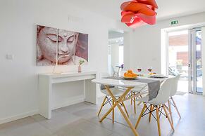 Madeira Beach House by Atlantic Holiday