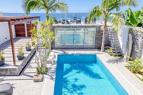 Madeira Beach House by Atlantic Holiday