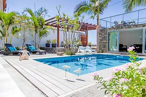 Madeira Beach House by Atlantic Holiday