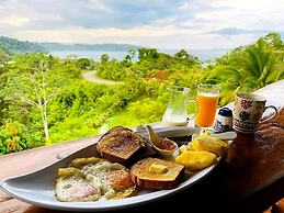 Ocean and Forest View Hotel Manolo