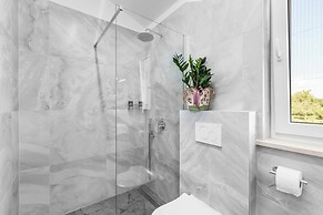 Villa Starlight Gaze