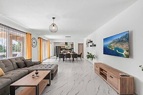 Villa Starlight Gaze