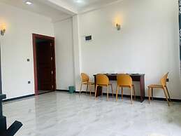 Hotel Ceylonia Colombo