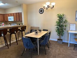Cozy Condo Just a few Minutes From Disney