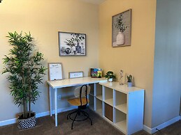 Cozy Condo Just a few Minutes From Disney