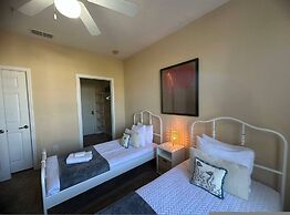 Cozy Condo Just a few Minutes From Disney