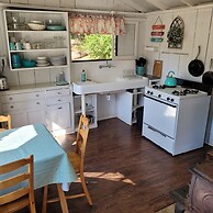 Van Zandt's Redwood View Resort