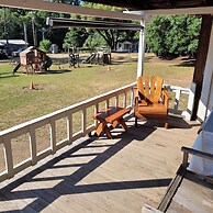 Van Zandt's Redwood View Resort