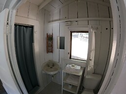 Van Zandt's Redwood View Resort