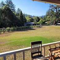 Van Zandt's Redwood View Resort