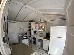 Van Zandt's Redwood View Resort