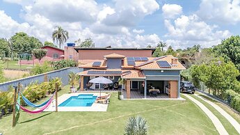 Casa com piscina - Brazilian Corner