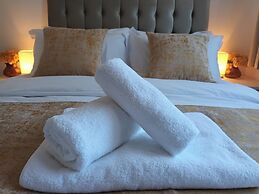 Charming 3-bed House in Birmingham Near nec & hs2