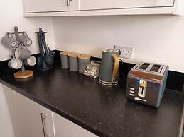 Charming 3-bed House in Birmingham Near nec & hs2