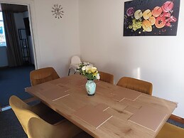 Charming 3-bed House in Birmingham Near nec & hs2