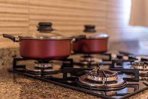 ESTUDIO MAR'BELLA 100M PRAIA, COM COZINHA E ESTACIONAMENTO