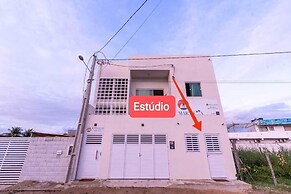 ESTUDIO MAR'BELLA 100M PRAIA, COM COZINHA E ESTACIONAMENTO