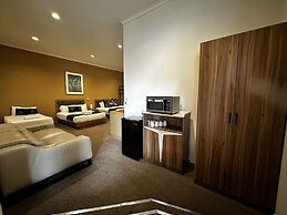 Greensborough Motel