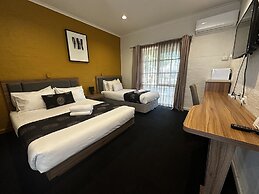 Greensborough Motel