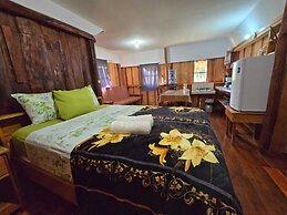 Freshwater Creek Cabanas