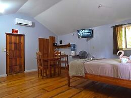 Freshwater Creek Cabanas