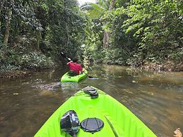 Freshwater Creek Cabanas