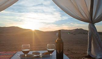 Savanna Dunes Luxury Camp