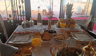 Savanna Dunes Luxury Camp