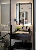 Metrolux City Contemporary Hotel