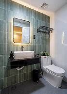 Metrolux City Contemporary Hotel