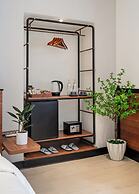 Metrolux City Contemporary Hotel