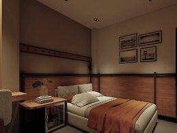 Metrolux City Contemporary Hotel