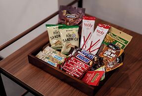 Metrolux City Contemporary Hotel