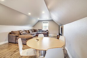 1 Mi to Oregon Dunes: Quiet Getaway w/ Deck