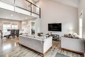 1 Mi to Oregon Dunes: Quiet Getaway w/ Deck