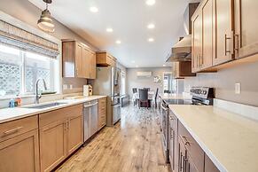 1 Mi to Oregon Dunes: Quiet Getaway w/ Deck